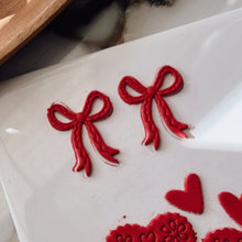 Load image into Gallery viewer, Amor Rosa Clay Cutter