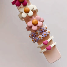 Load image into Gallery viewer, Mini Heart Multiple Cutter