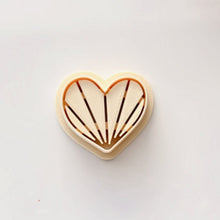 Load image into Gallery viewer, Parted heart Clay Cutter