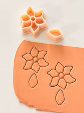 Load image into Gallery viewer, Dalila Clay Cutter