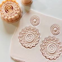 Load image into Gallery viewer, Zamira Clay Cutter