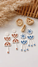Load image into Gallery viewer, Flower Bell Clay Cutter Ser