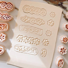 Load image into Gallery viewer, Valvet barrette Clay Cutter