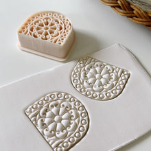 Load image into Gallery viewer, Sunday Clay Cutter
