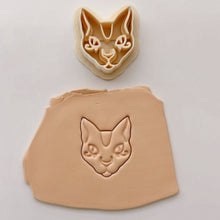 Load image into Gallery viewer, Bastet Clay Cutter
