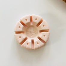 Load image into Gallery viewer, Stay-Put Resin Tray 4mm | Polymer Clay Tool