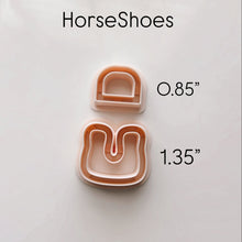 Load image into Gallery viewer, HorseShoes Clay Cutter Set