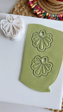Load image into Gallery viewer, Lunari Bow Clay Earrings Cutter
