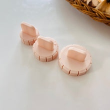 Load image into Gallery viewer, Circle Hoop Earring Guide | Polymer Clay Tool