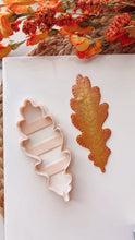 Load image into Gallery viewer, Leaf Bookmark Clay Cutter