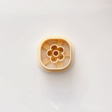 Load image into Gallery viewer, Love Flower Clay Cutter