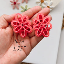 Load image into Gallery viewer, Kamel Flower Clay Cutter