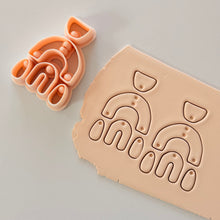 Load image into Gallery viewer, Pistacho Clay Cutter