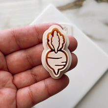 Load image into Gallery viewer, Beet/Radish Clay Cutter