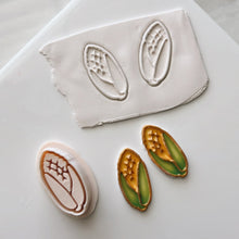 Load image into Gallery viewer, Corn Clay Cutter