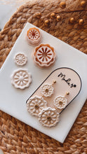 Load image into Gallery viewer, Petal sun clay cutter