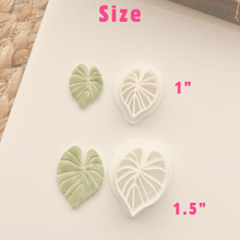 Load image into Gallery viewer, Heart Leaf Clay Cutter