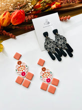 Load image into Gallery viewer, Cempasuchil large Clay Cutter Set