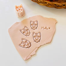 Load image into Gallery viewer, Alebrije Jaguar Clay Cutter