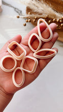 Load image into Gallery viewer, Shapes Cutters (7pc) 1”