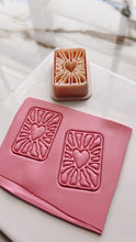 Load image into Gallery viewer, Heart Card Cutter