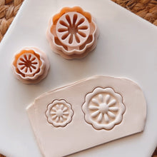 Load image into Gallery viewer, Petal sun clay cutter