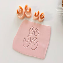 Load image into Gallery viewer, Lone Clay Cutter