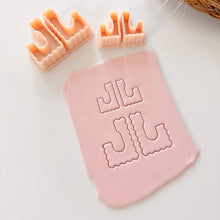 Load image into Gallery viewer, Ola Clay Cutter