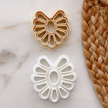 Load image into Gallery viewer, LG Bolo Clay Cutter Set