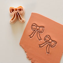 Load image into Gallery viewer, Bella Bow Clay Cutter
