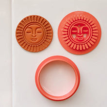 Load image into Gallery viewer, Sunset Clay Cutter