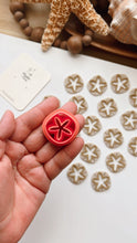 Load image into Gallery viewer, Sand Dollar Clay Cutter