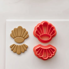 Load image into Gallery viewer, Evil Eye Clay Cutter