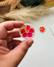 Load image into Gallery viewer, Hibiscus Clay Vutter