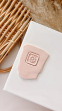 Load image into Gallery viewer, Square Flower Clay Cutter