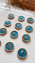 Load image into Gallery viewer, Simple Moon Clay Cutter