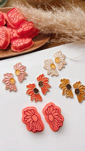 Load image into Gallery viewer, Marguerite Clay Cutter set
