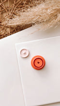 Load image into Gallery viewer, Organic Heart Clay Cutter