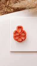 Load image into Gallery viewer, DogRose Clay Cutter