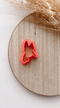 Load image into Gallery viewer, Hummingbird Clay Cutter + Frame (4pc)
