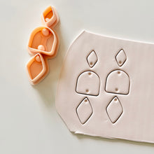 Load image into Gallery viewer, Jaspe Clay Cutter
