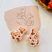 Load image into Gallery viewer, Alebrije Coyote Clay Cutter
