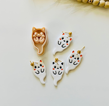Load image into Gallery viewer, Kitty Boo Clay Cutter
