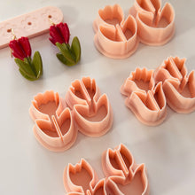 Load image into Gallery viewer, 3D Floral Clay Cutter
