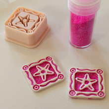 Load image into Gallery viewer, Estelamar Clay Cutter
