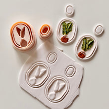 Load image into Gallery viewer, Hoja Verde  Clay Cutter Set
