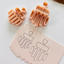 Load image into Gallery viewer, Croche Polymer Clay Cutter
