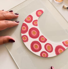 Load image into Gallery viewer, Necklace Pendant Clay Cutter

