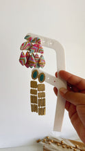 Load image into Gallery viewer, Drying Rack – Earring Display &amp; Try On Stick
