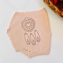Load image into Gallery viewer, Santo Corazon Papel Picado Clay Cutter
